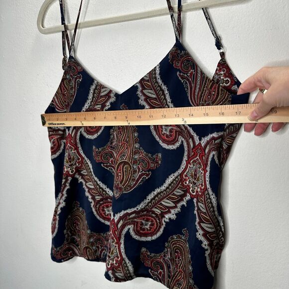 Missguided Blue Red and White Paisley Design VNeck Strappy V-Back Flowy Blouse 6 - Picture 10 of 11